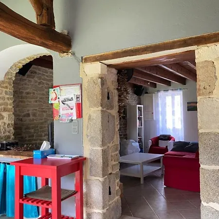 Hotel Maison de Bourg avec Jardin, 7km Plage, 5 Couchages, Wifi - FR-1-336-137 Le Bernard